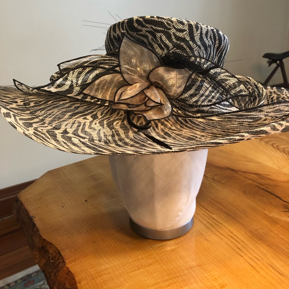 Kentucky Derby or Sunday church hat
